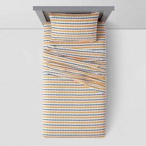 NWT Pillowfort 3 piece twin size 100% cotton plaid flannel sheet set